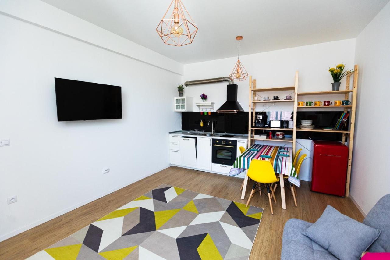 Colorful & Cozy Condo Cluj-Napoca Esterno foto